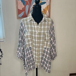 POL Plaid Button-Up Balloon Sleeve Shirt Size S